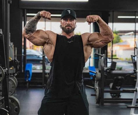 chris bumstead net worth|Chris Bumstead Bio, Age, Wife, Family, Height, Net Worth